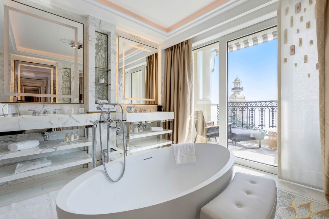 Décor aussi luxueux que spectaculaire dans l'une des Diamond Suites de l'Hôtel de Paris Monte-Carlo © SBM