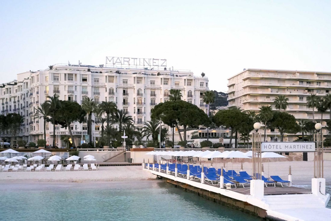 La célèbre plage du Martinez, sur la Croisette de Cannes © JF Romero