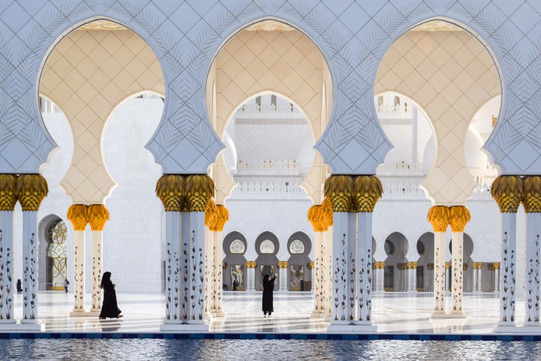 Les splendeurs de la Mosquée Sheikh Zayed, un monument qui mérite à lui seul de faire escale à Abu Dhabi © YONDER.fr