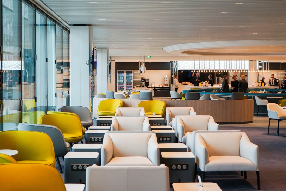 Un immense espace lounge est à la disposition des voyageurs du nouveau salon © YONDER.fr