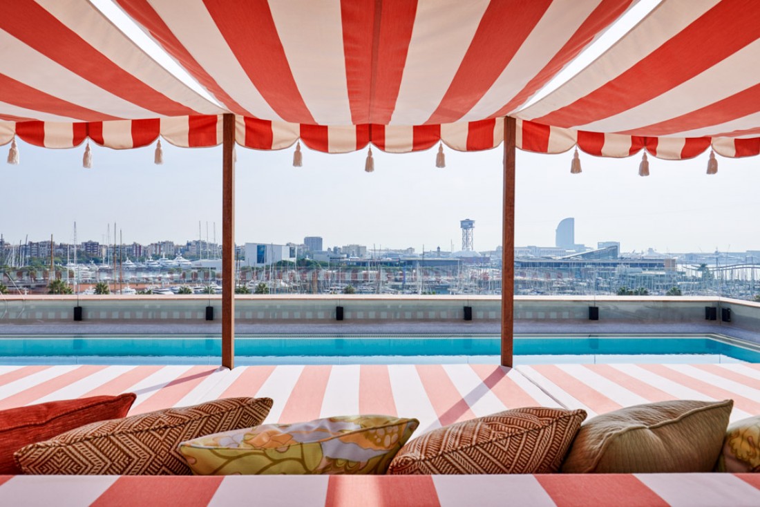 Sur le rooftop du Soho House Barcelona, on retrouve une piscine. Exactement comme à Berlin ou Istanbul © Soho House