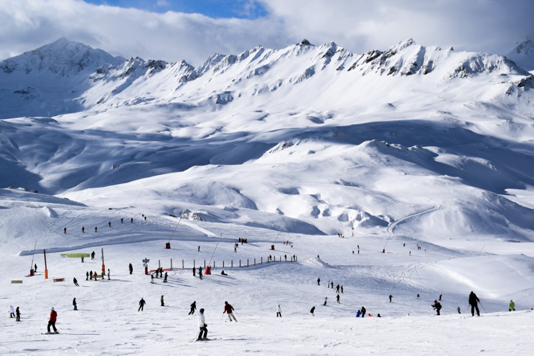 Sur les hauteurs de Bellevarde : panorama splendide et domaine skiable exceptionnel © MB|YONDER.fr