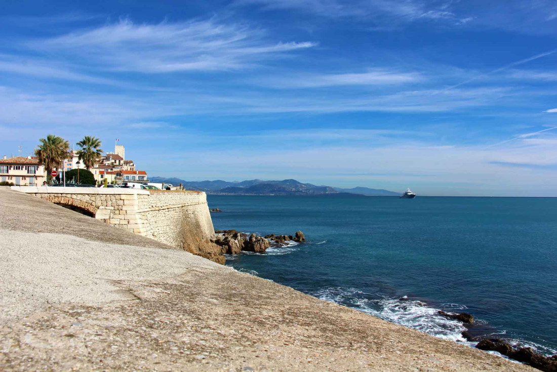 Antibes © AdobeStock