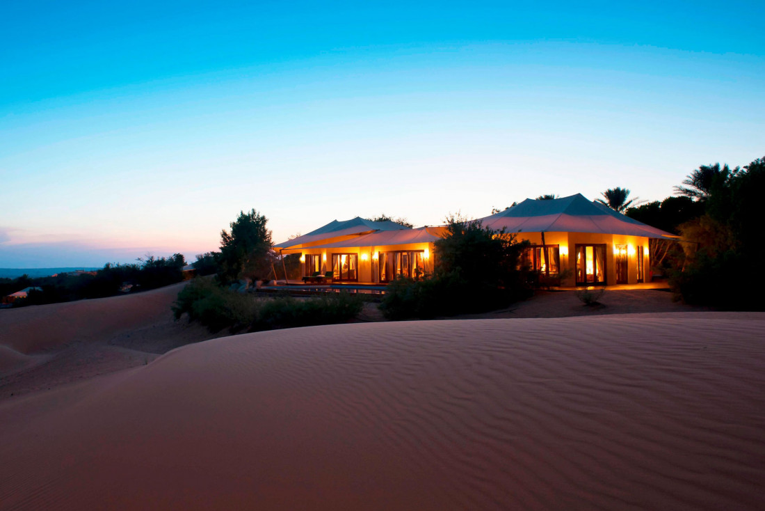 Suite en plein désert au Al Maha Desert Resort à Dubaï © Marriott