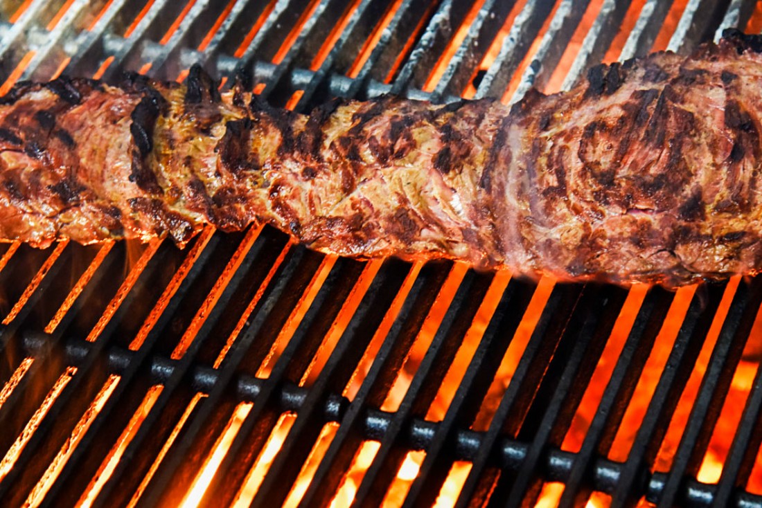 Viande et grill : une image qui résume le positionnement du restaurant © BIONDI