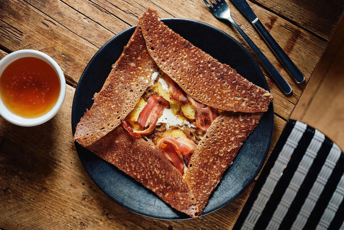 Les meilleures crêpes de Paris ©Breizh Café