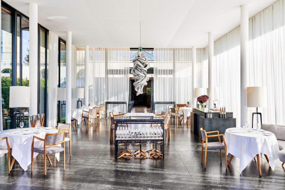 La salle du restaurant Louison © Villa La Coste