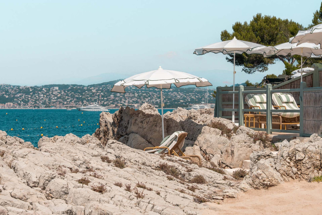 L'Hôtel du Cap-Eden-Roc et ses cabanes © Circé Lefebvre
