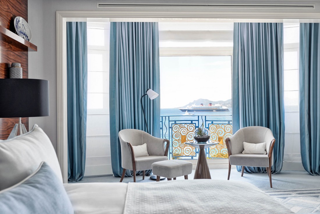 À l'intérieur d'une Suite Prestige avec vue sur la Méditerranée © JF Romero