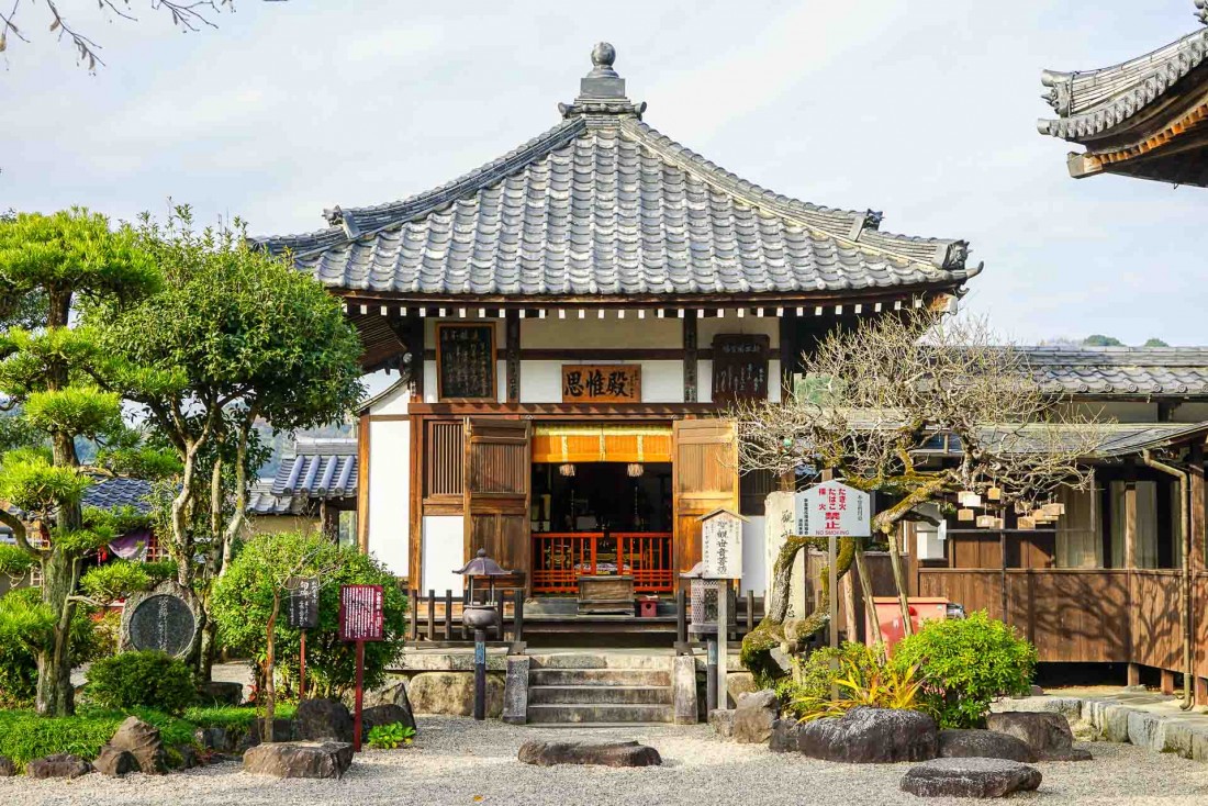 Le temple Asuka-dera est réputé être le plus ancien temple bouddhiste du Japon © YONDER.fr