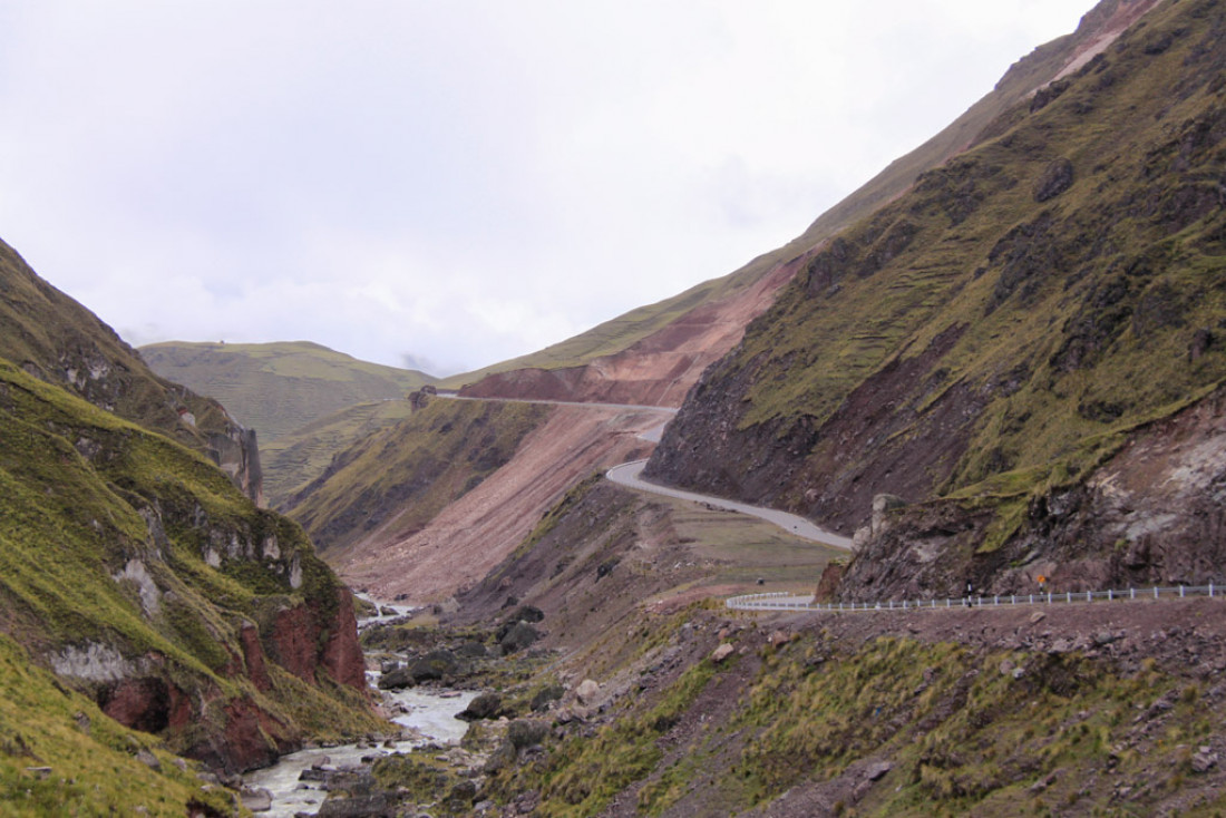 Les lacets de l'Interoceanic Highway | © Cédric Aubert