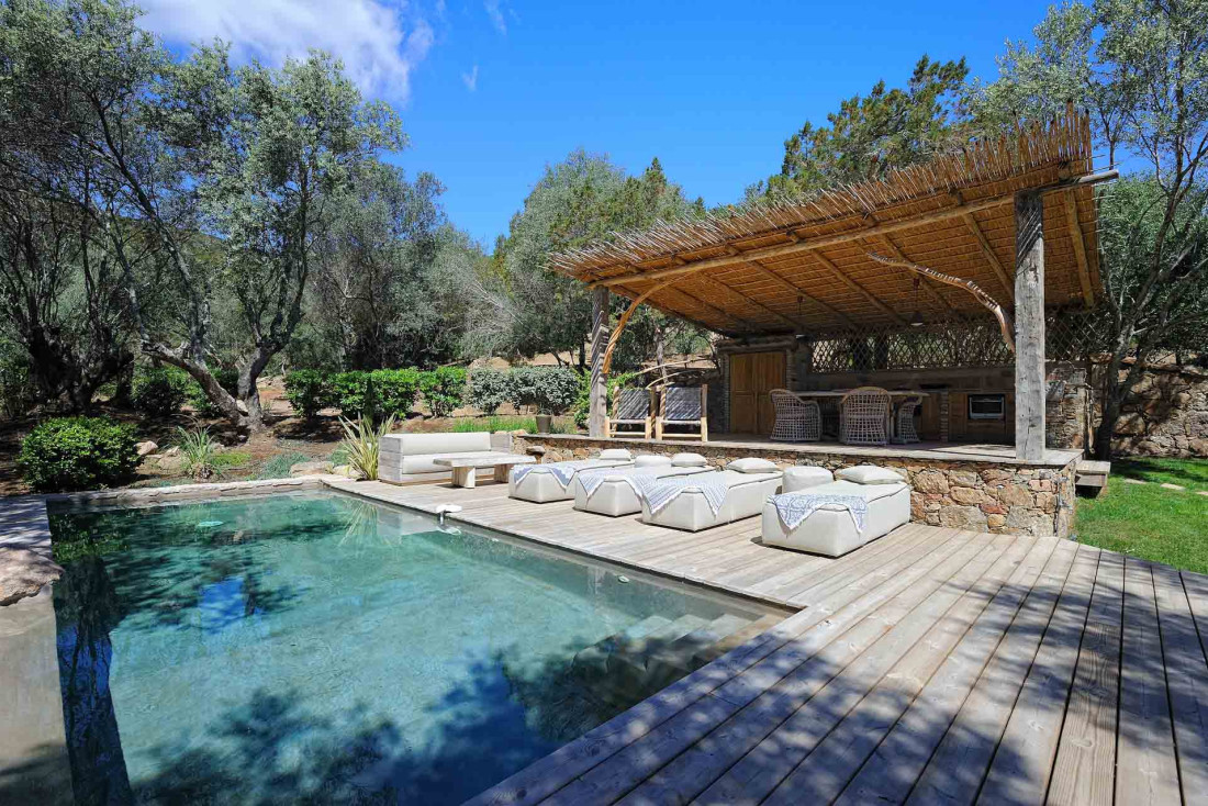 Quel hôtel pour une lune de miel en Corse ? ©Les Oliviers de Palombaggia 