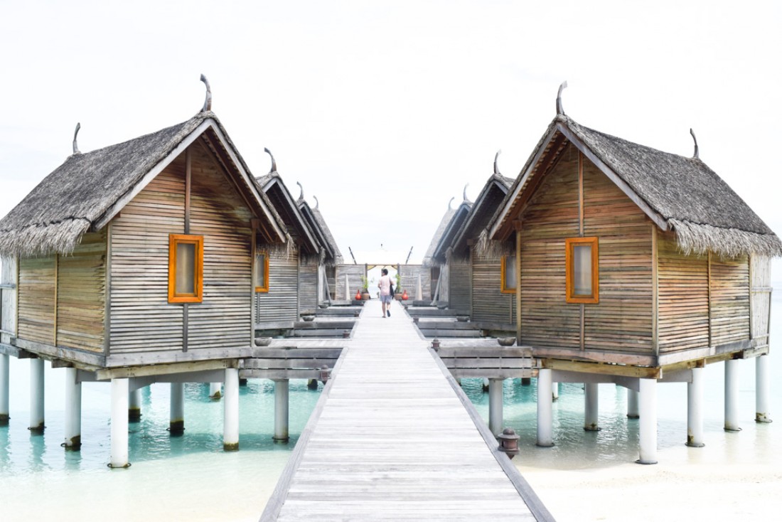 Le spa du Constance Moofushi est posé sur l'eau © Yonder.fr