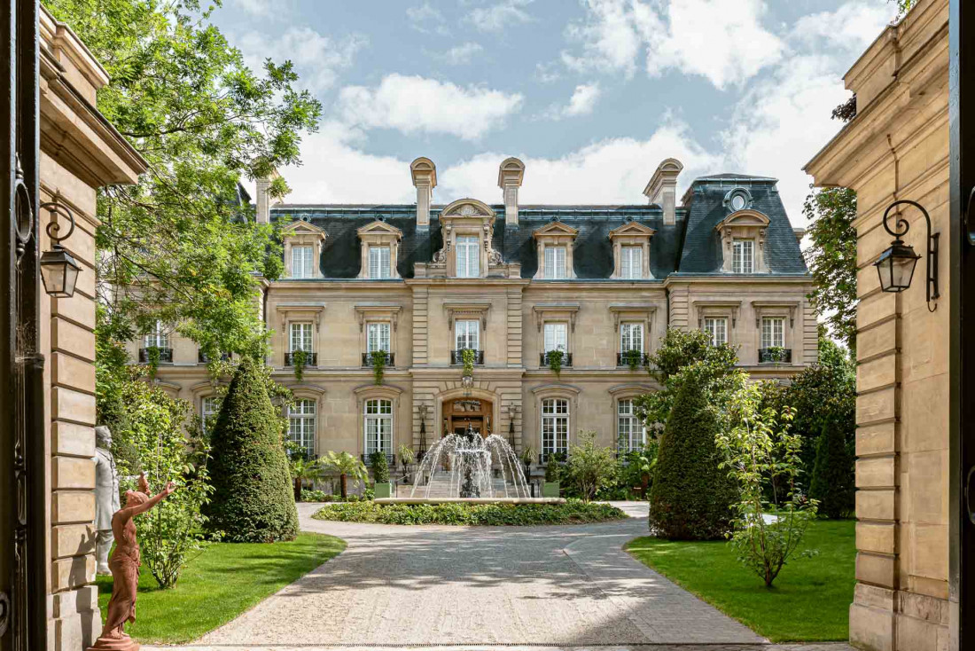 La façade du Saint James Paris, installé dans un hôtel particulier du 16e arrondissement © Patrick Locqueneux