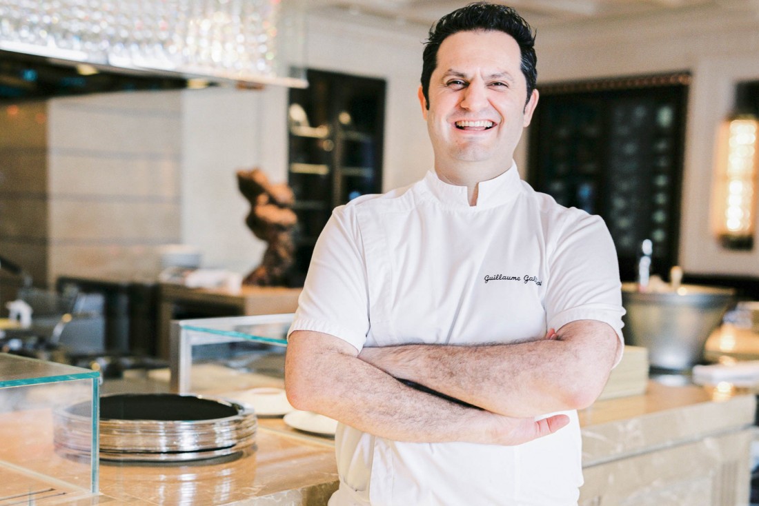 Guillaume Galliot est le chef de Caprice, le restaurant français 3-étoiles du Four Seasons Hong Kong, depuis 2017 © Four Seasons