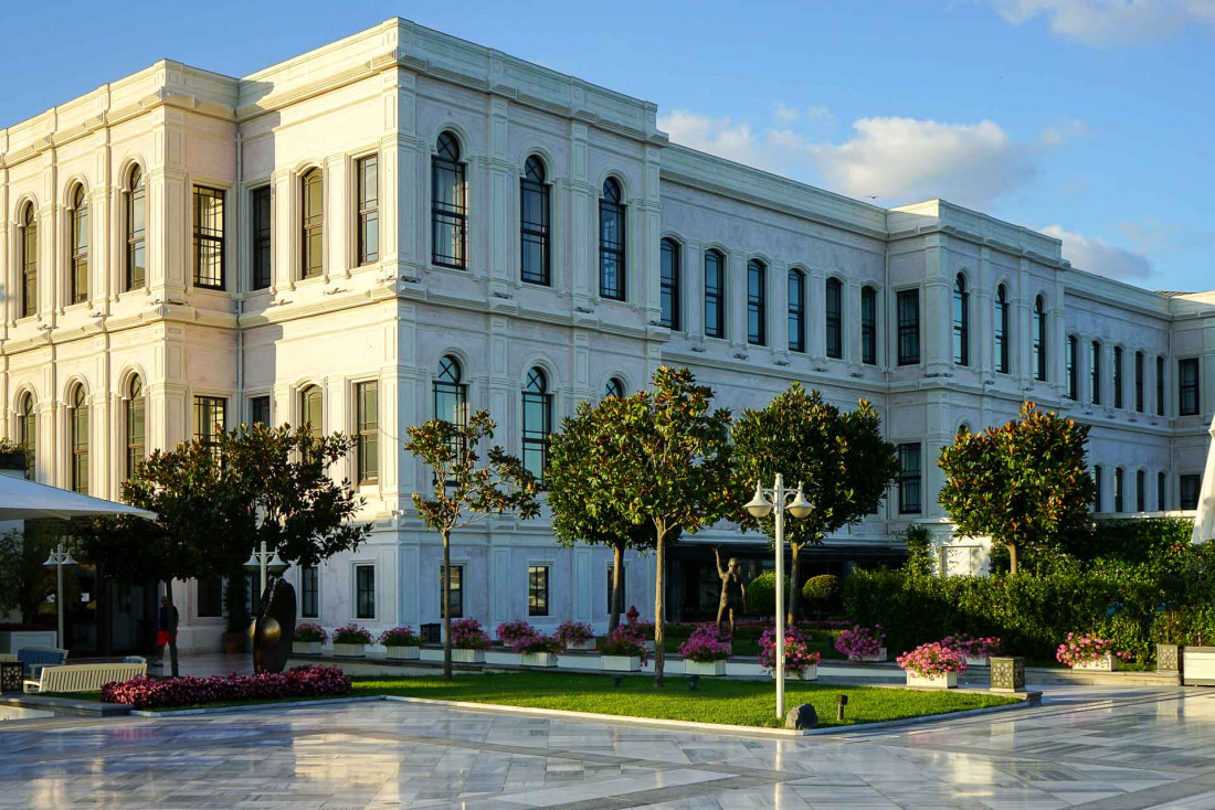 Le Four Seasons Istanbul at the Bosphorus occupe un ancien palais ottoman du XIXe siècle © MB|YONDER.fr