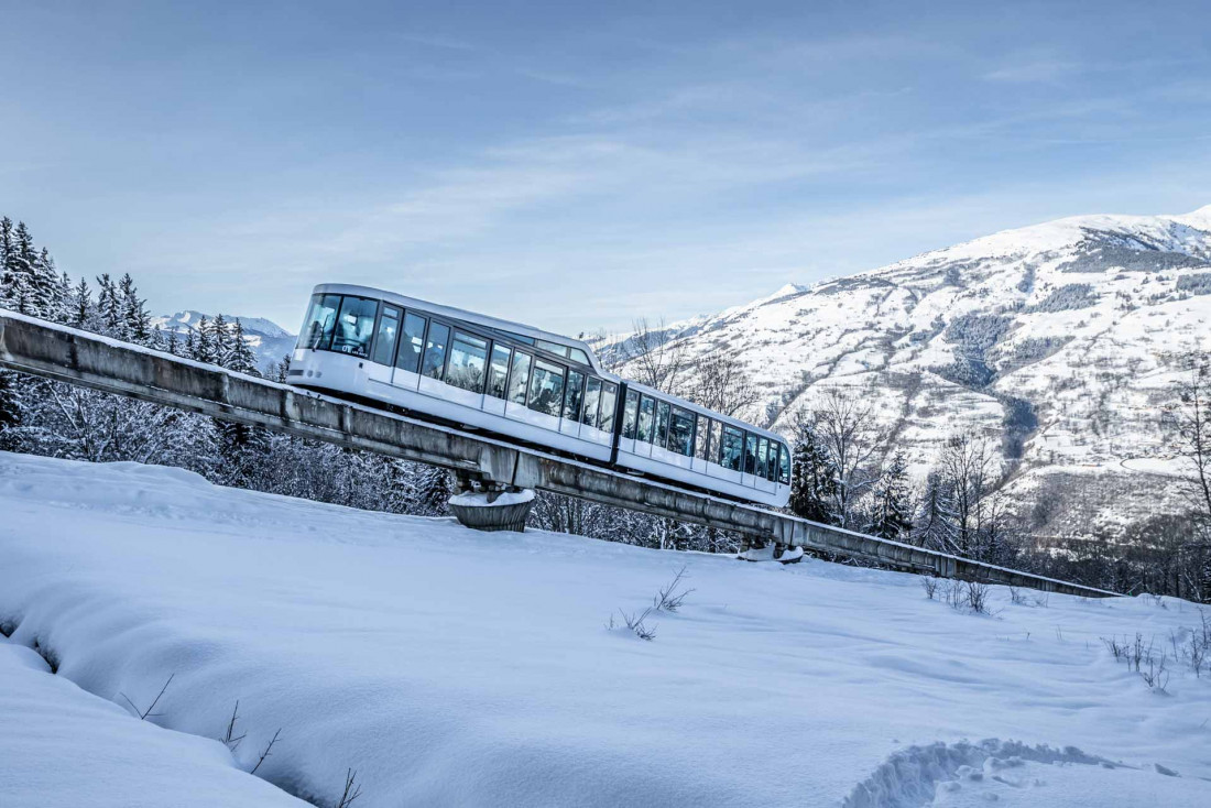 Le funiculaire transporte les passagers de Bourg-Saint-Maurice à Arc 1600 en 7 min © Raja Bundhoo