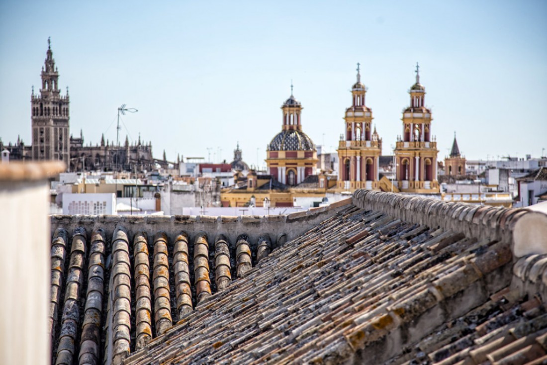 Vues sur les toits de Séville depuis le rooftop / solarium © Palacio de Villapanés