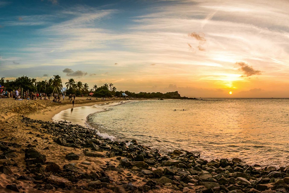 La plage du côté d'Happy Bay © Geoffrey March