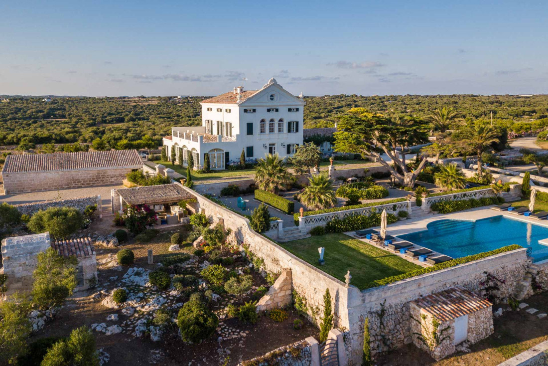 Parmi les plus belles villas à louer en Espagne, Canutells à Minorque © Homanie