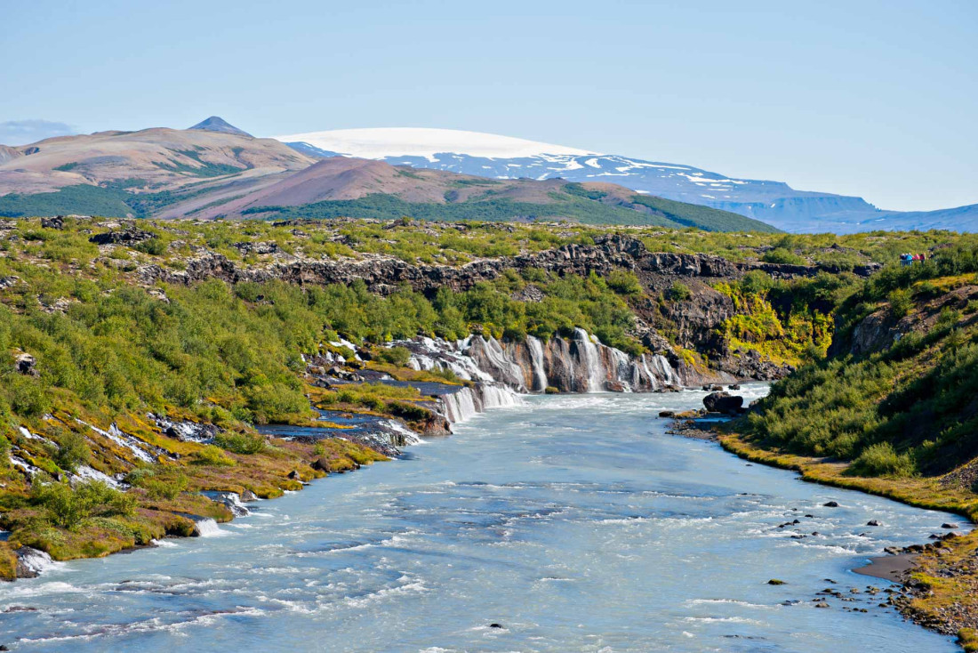 Hraunfossar et le glacier Eiríksjökull © West Iceland