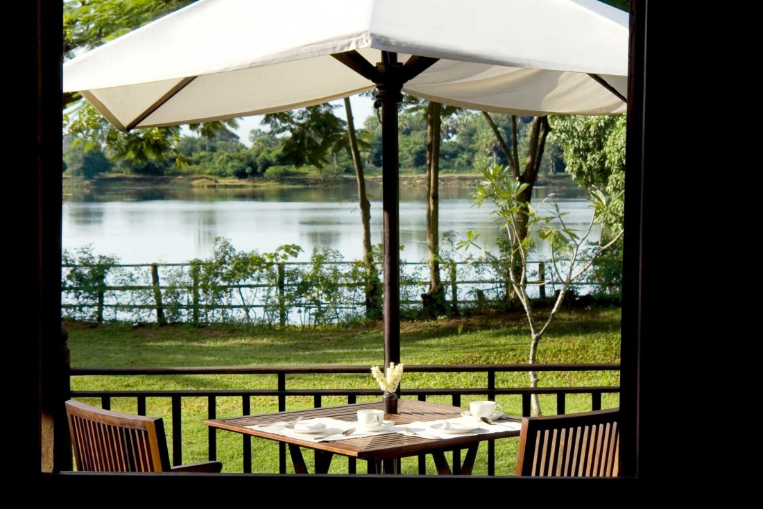 Petit-déjeuner avec vue dans la Villa House de l'hôtel, à deux pas d'Angkor © Aman