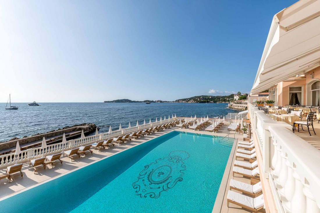 La piscine de la Réserve de Beaulieu face à la Méditerranée © EL / YONDER.fr