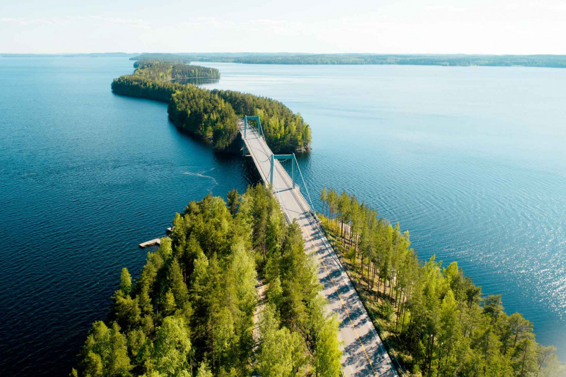 Un labyrinthe de lac : l’esker Pulkkilanharju du lac Päijänne © Janne Käyhkö - Visit Lahti
