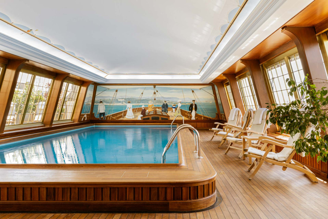 Le Bristol, piscine © Romain Ricard
