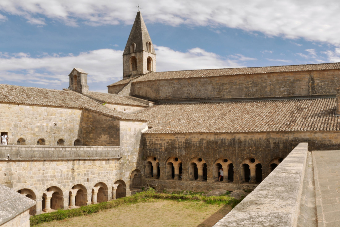 Le cloître de l’abbaye du Thoronet © Borvan53