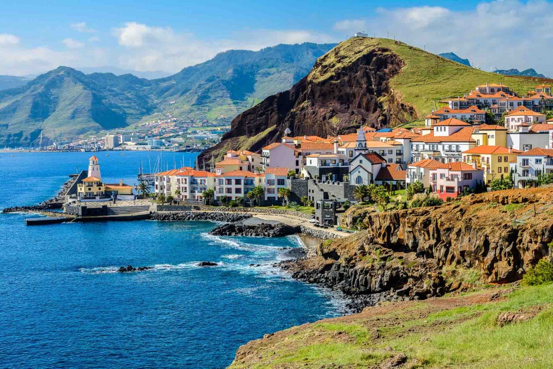 La Marina da Quinta Grande, sur la côte brute de Madère. © Noradoa