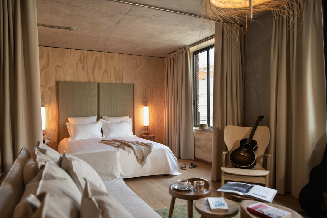 MOB House | Chambre au design signé Philippe Starck © Grégoire Gardette 