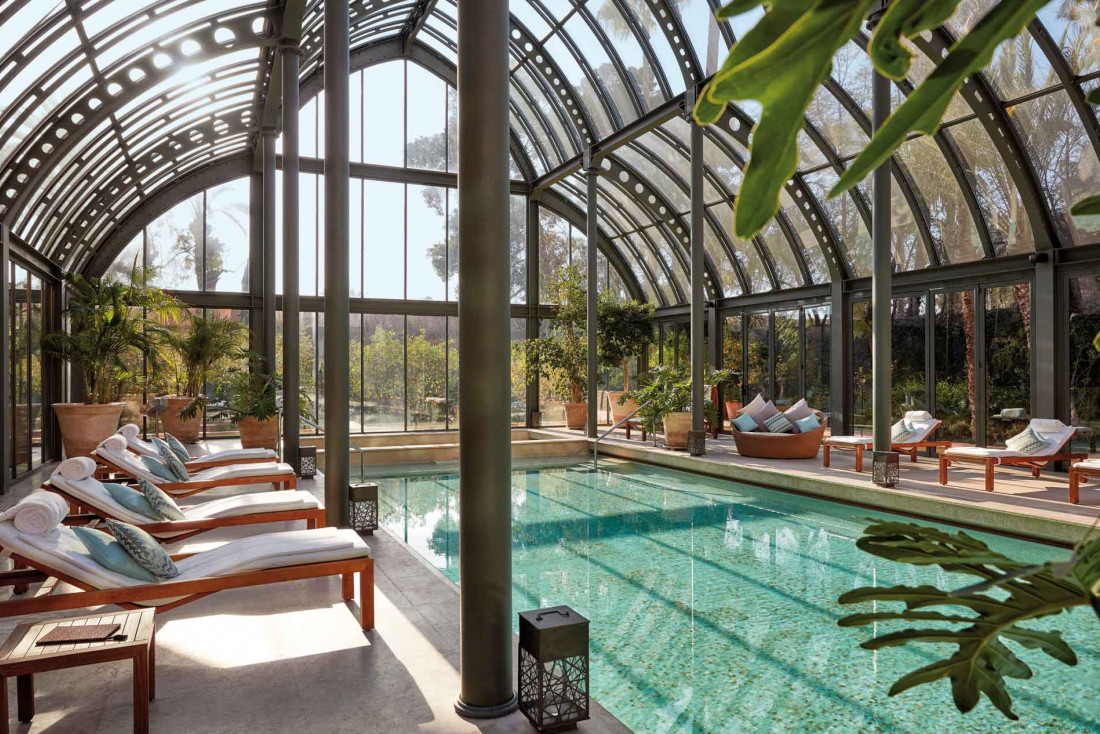 Royal Mansour | La piscine intérieure, abritée par une serre © Isaac Ichou