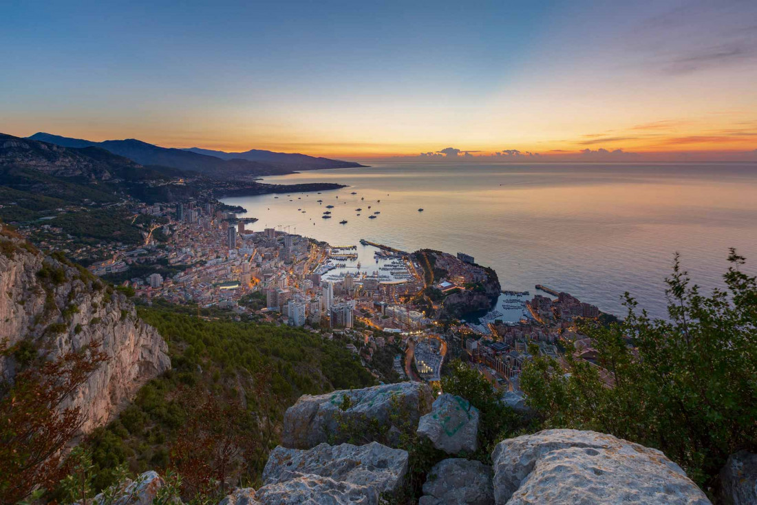 Monaco depuis la route de la Grande Corniche © B. Vergely