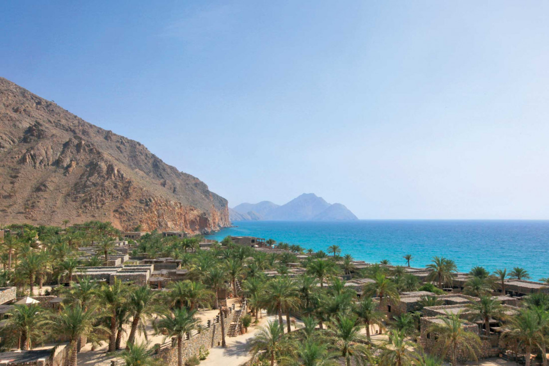 À Oman, l'océan indien et le désert se rencontrent au Six Senses Zighy Bay © Six Senses