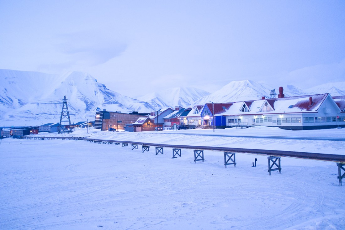 Longyearbyen en fin de journée.