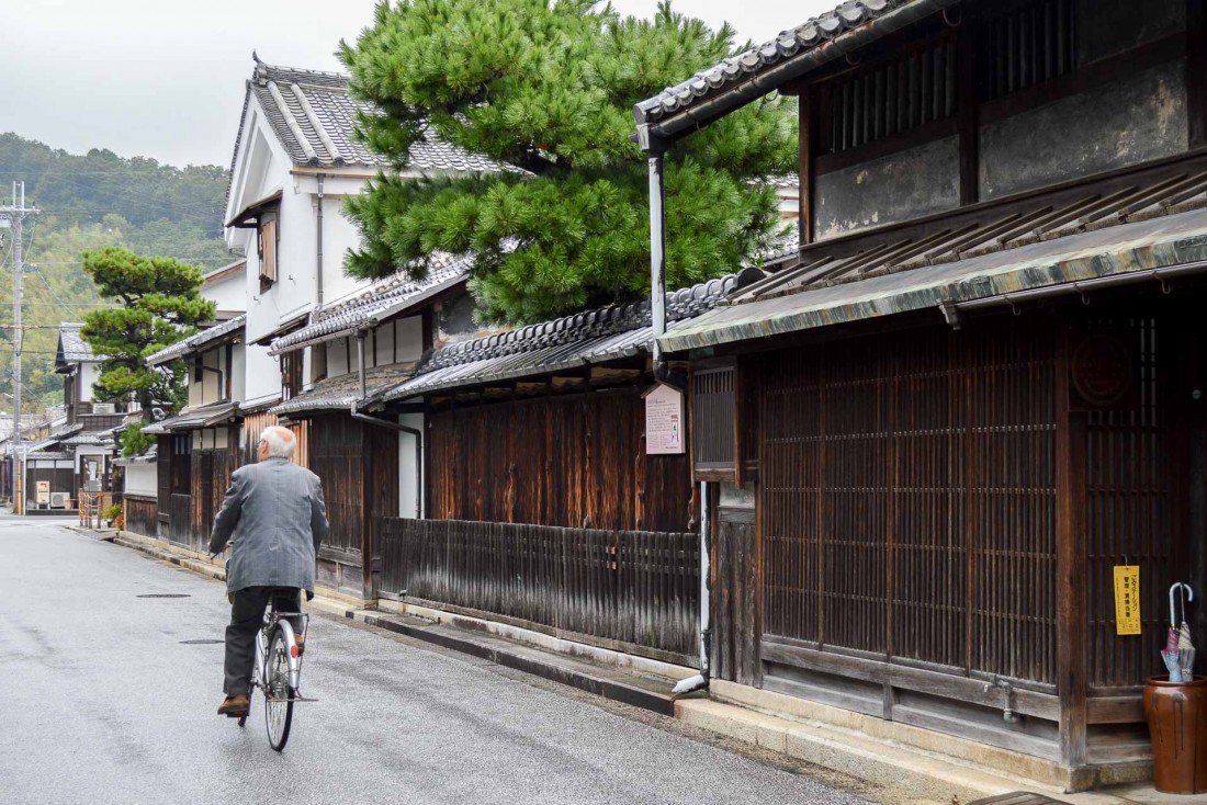 Promenade paisible à Omihachiman. © Pierre Gunther