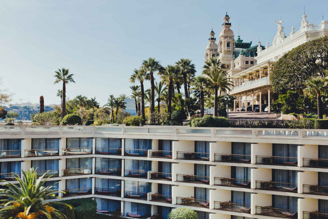 Le Fairmont Monte Carlo et l'opéra de Monte-Carlo en arrière plan © DR