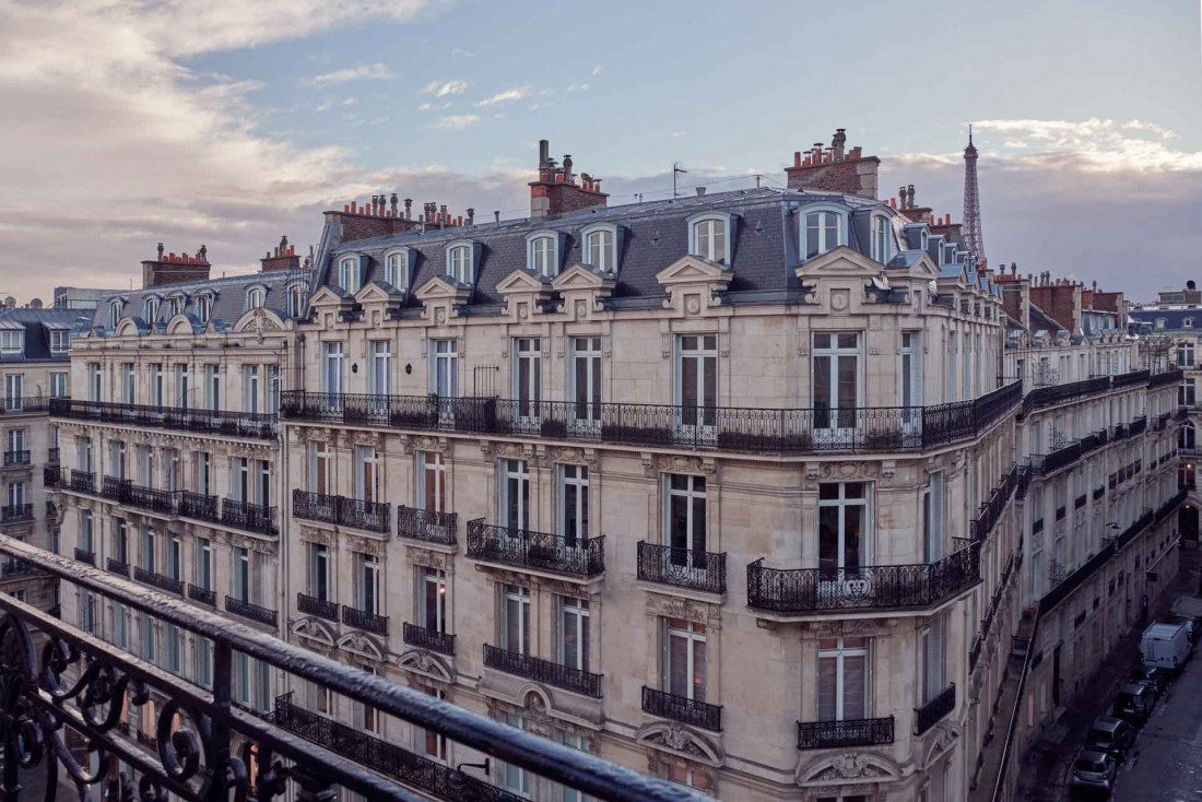 Depuis les étages supérieurs, on aperçoit la Tour Eiffel © DR