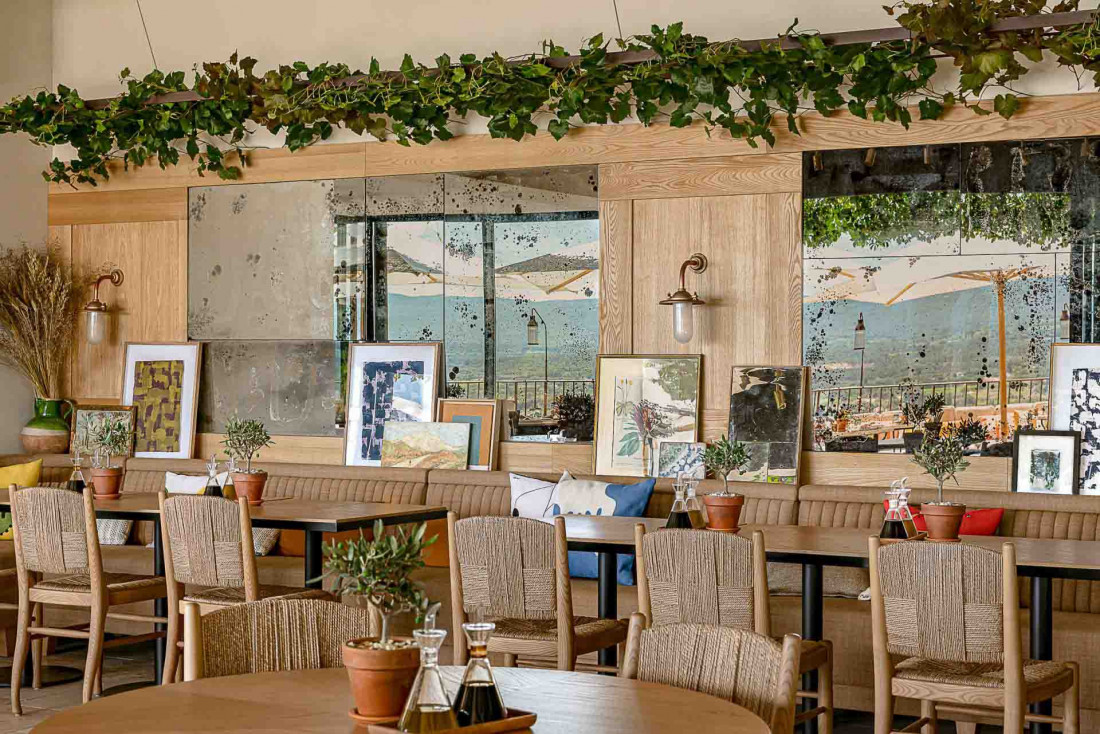 La Table du Ventoux et sa décoration bucolique © Hôtel Crillon le Brave