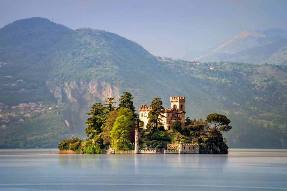Le Lac d'Iseo en Italie © AdobeStock Swen Troop