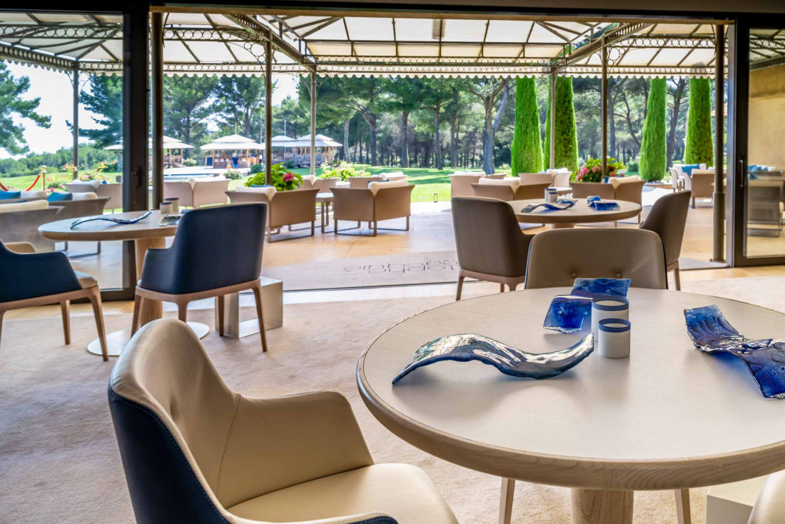 Le Restaurant Christophe Bacquié, une table triplement étoilée au Castellet dans le Var © Liveandshoot2020