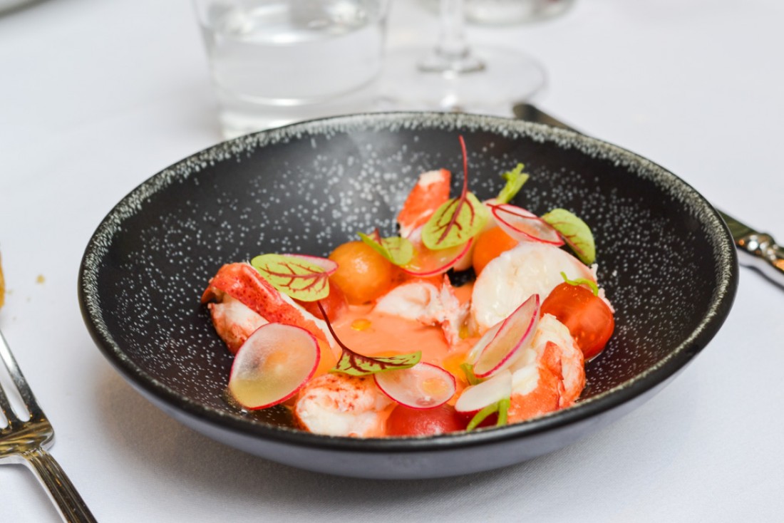 Homard, billes de melon, tomates cerise et gaspacho © Mélissa Leroux