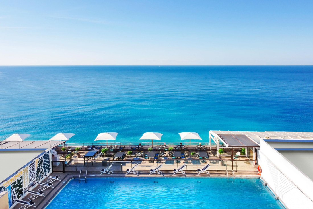 L'un des plus beaux hôtels spa de Nice, le Méridien, face à la mer 