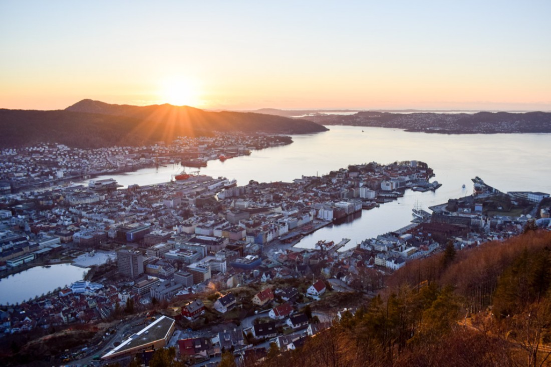 Coucher de solei sur Bergen © YONDER.fr