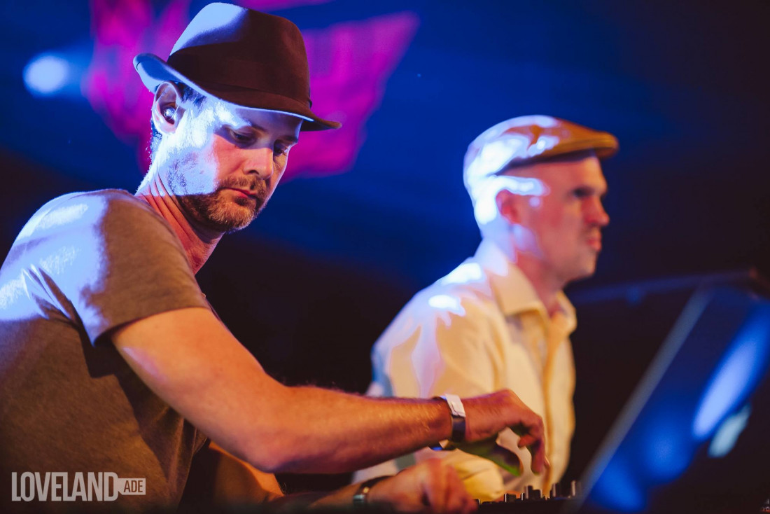 Le duo en live, pendant la soirée de leur label Diynamic, dans le cadre du Amsterdam Dance Event 2015 © Dennis Bouman