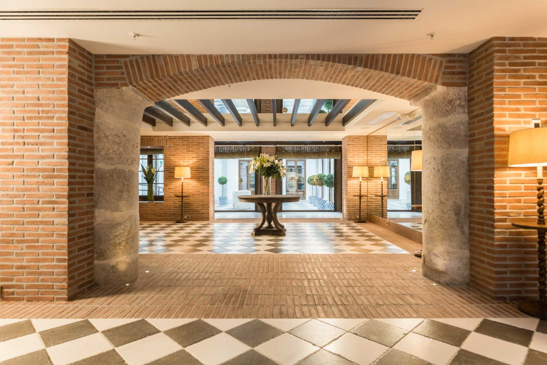 Palacio Solecio — lobby © DR