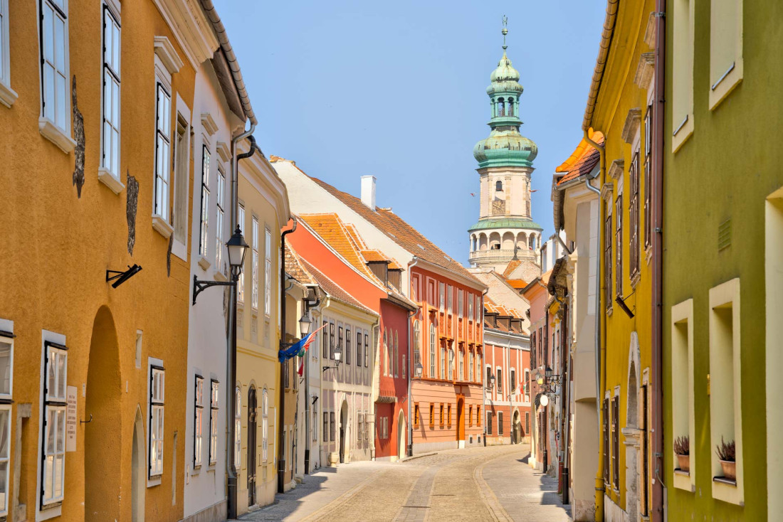 À Sopron lors d'un road trip en Hongrie