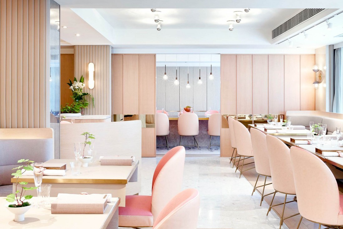 L'élégante salle à manger de Tate Dining Room & Bar, le restaurant gastronomique de la cheffe Vicky Lau © DR