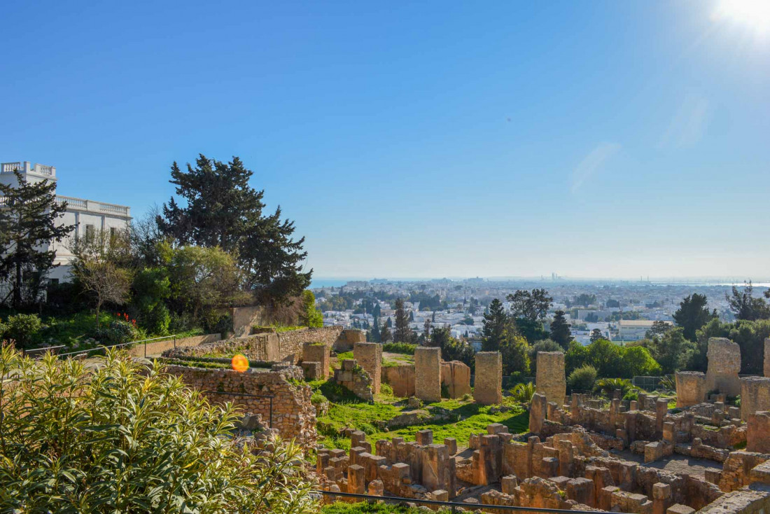 Le site du musée de Carthage avec les fouilles d'un ancien quartier de la ville antique © YONDER.fr|PG